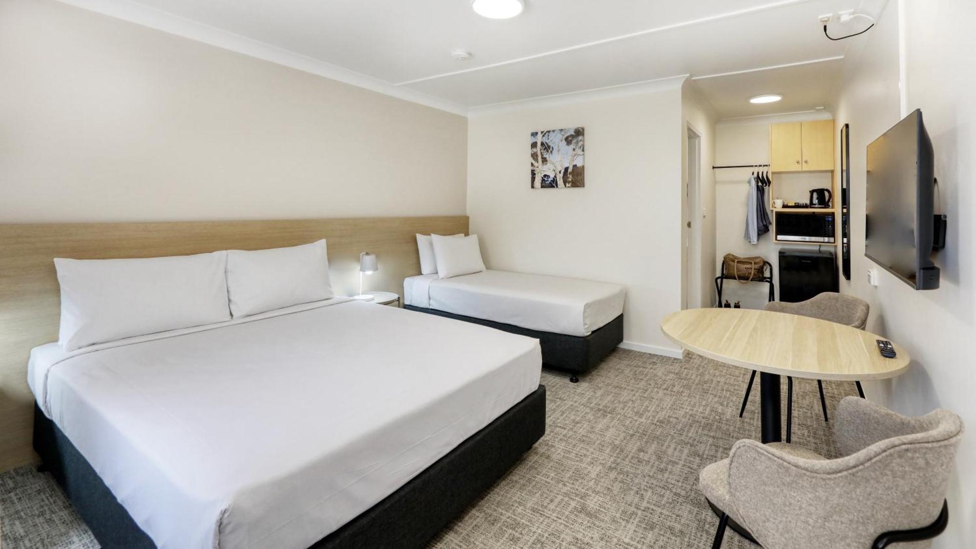The Phoenix Artesian Spa Resort And Accommodation Moree Eksteriør billede