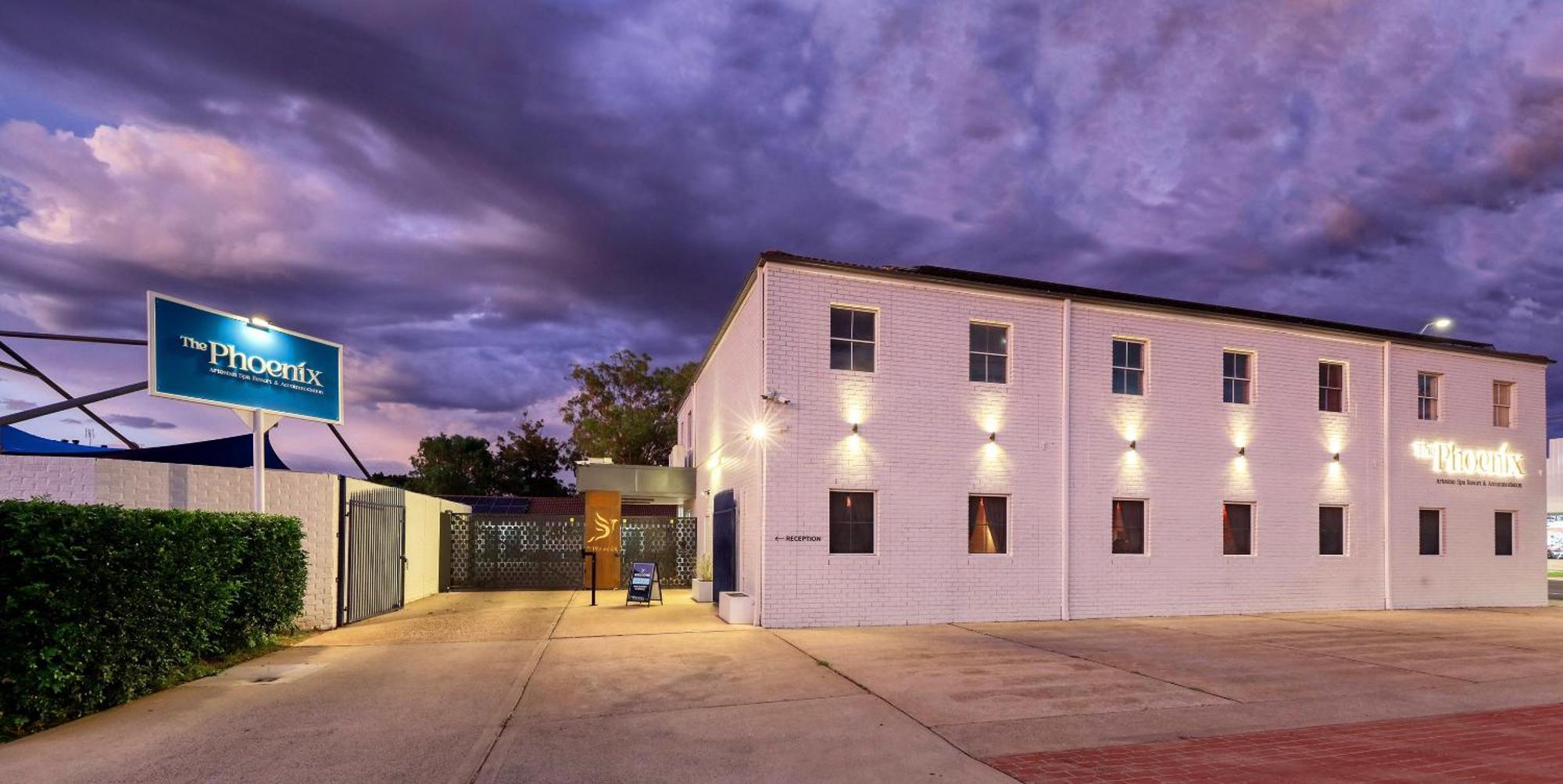 The Phoenix Artesian Spa Resort And Accommodation Moree Eksteriør billede