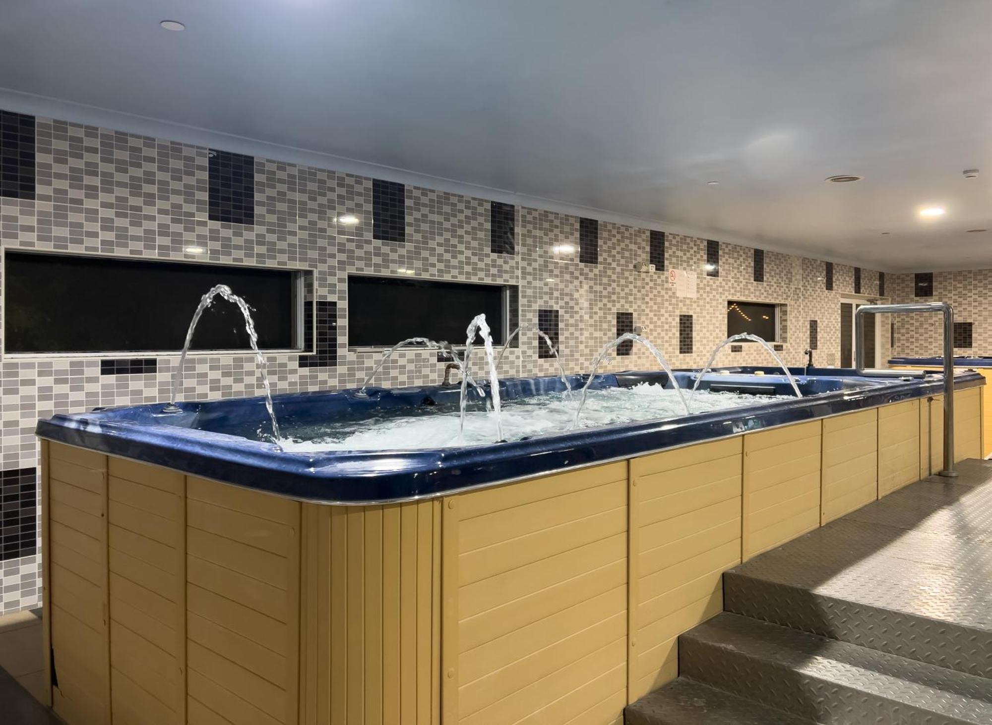 The Phoenix Artesian Spa Resort And Accommodation Moree Eksteriør billede